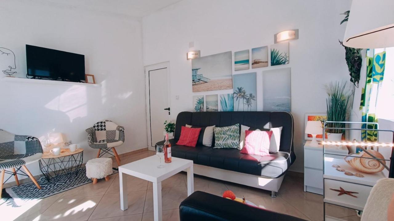 Beach Apartment With Beach Chairs N.1 Utjeha Exterior foto