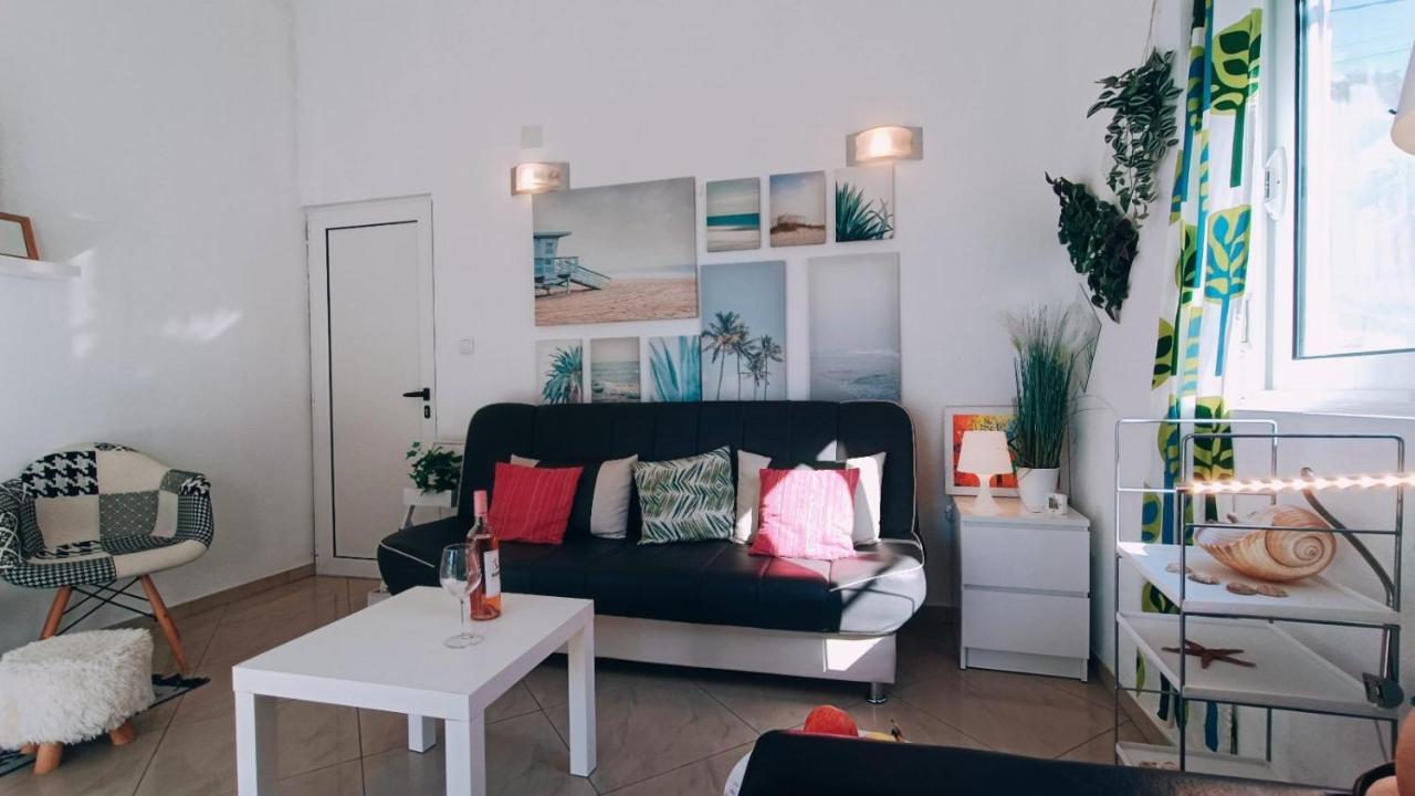 Beach Apartment With Beach Chairs N.1 Utjeha Exterior foto